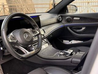 2016 Mercedes-Benz E-Класс 200 V (W213, S213, C238), белый, 2500000 рублей, вид 4