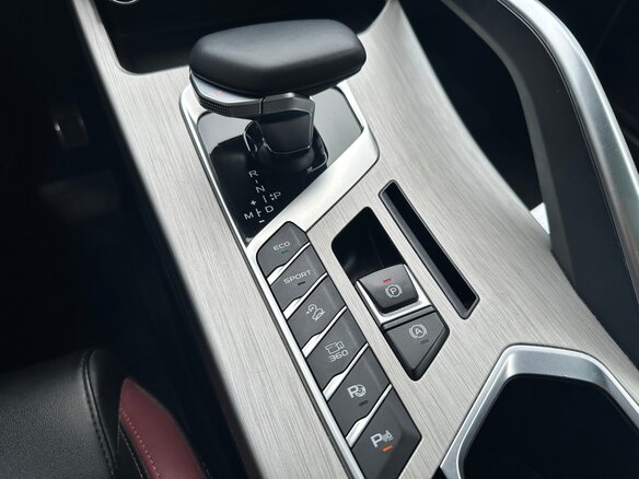 2023 Geely Coolray I, серый - вид 12