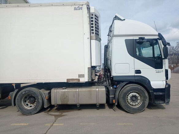 2017 Iveco Stralis, белый, 3300000 рублей - вид 2