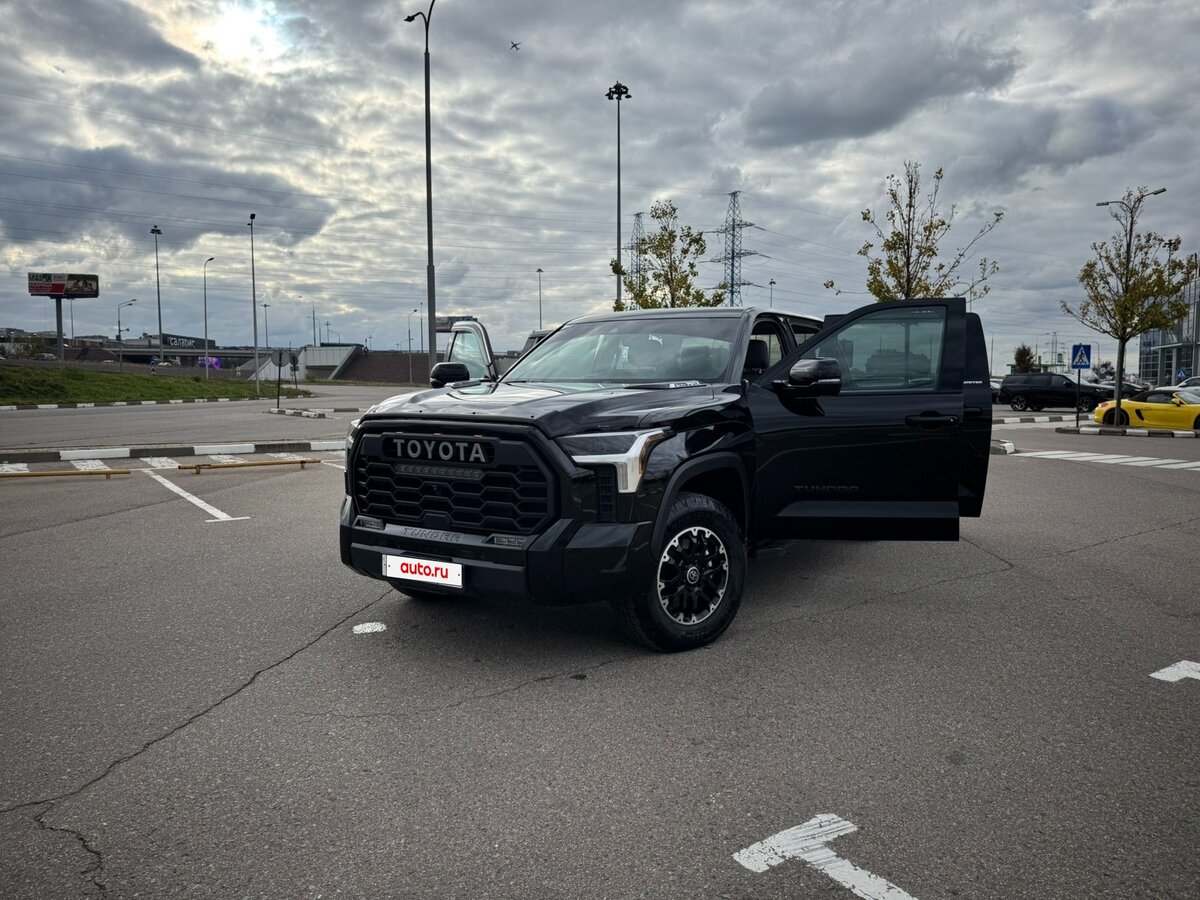 Открыть фотографии: Toyota Tundra III