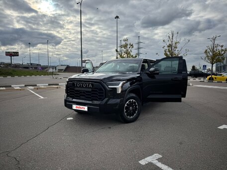 Toyota Tundra III