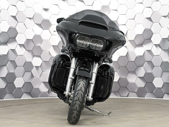 2016 Harley-Davidson Road Glide Special, чёрный, 1999000 рублей - вид 4