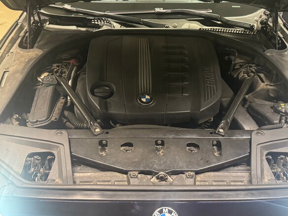 2011 BMW 5 серии 530d VI (F10/F11/F07), синий, 2500000 рублей - вид 24