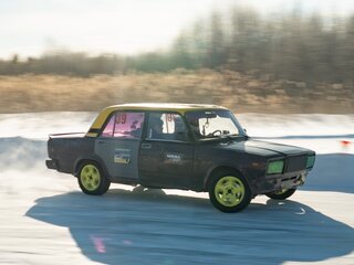 2002 Lada (ВАЗ) 2107, фиолетовый, 130000 рублей, вид 1