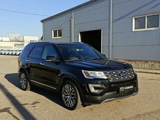 2018 Ford Explorer V Рестайлинг, чёрный, 2350000 рублей, вид 3