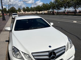 2013 Mercedes-Benz E-Класс 200 7G-Tronic IV (W212, S212, C207), белый, 1500000 рублей, вид 2