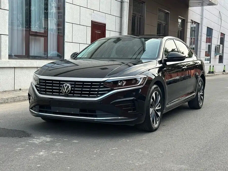 Открыть фотографии: Volkswagen Passat B8 Рестайлинг