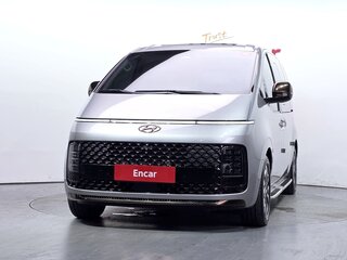 2023 Hyundai Staria I, серебристый, 7077700 рублей, вид 3