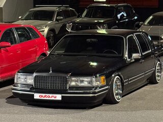1994 Lincoln Town Car II, чёрный, 2500000 рублей, вид 2