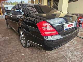 2010 Mercedes-Benz S-Класс 350 Long V (W221) Рестайлинг, чёрный, 1400000 рублей, вид 2