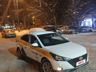 2021 Hyundai Solaris II Рестайлинг, белый, 1280000 рублей, вид 1