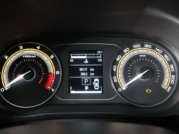 2024 Lada (ВАЗ) Vesta SW Cross I Рестайлинг (NG), белый, 1349990 рублей - вид 15
