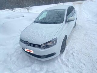 2014 Volkswagen Polo V, белый, 600000 рублей, вид 2