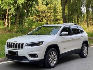 2020 Jeep Cherokee V (KL) Рестайлинг, белый, 1990023 рублей, вид 1