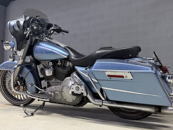 2004 Harley-Davidson Street Glide, голубой, 870000 рублей - вид 3
