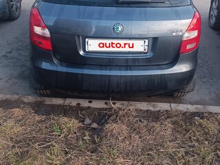 2011 Skoda Fabia II Рестайлинг, серый, 530000 рублей, вид 4