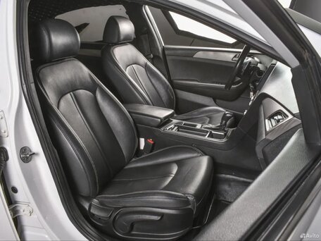 2017 Hyundai Sonata VII (LF) Рестайлинг, белый, 1490000 рублей, вид 5