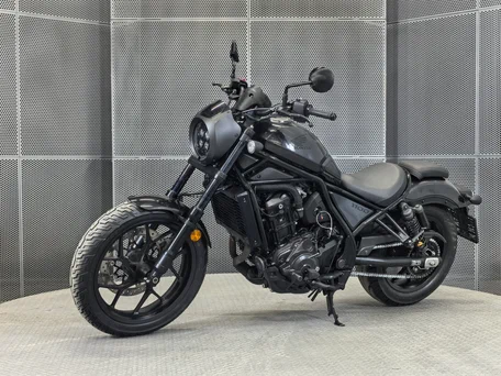 2022 Honda CMX 1100 Rebel, серый, 999000 рублей, вид 4