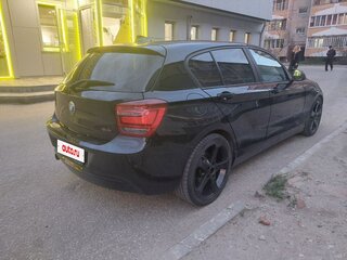 2012 BMW 1 серии 118i II (F20/F21), чёрный, 1040000 рублей, вид 5