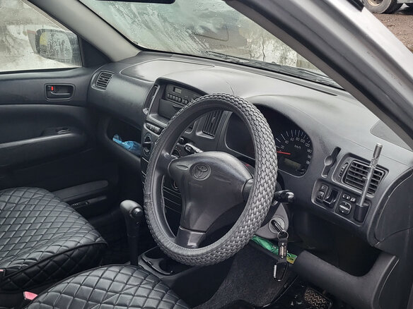 2008 Toyota Probox I, серый, 650000 рублей - вид 4