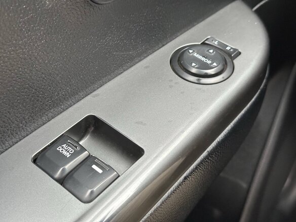 2015 Kia Rio III Рестайлинг, белый - вид 17