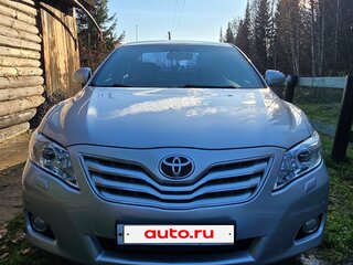 2010 Toyota Camry VI (XV40) Рестайлинг, серебристый, 930000 рублей, вид 2
