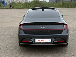 2020 Hyundai Sonata VIII (DN8), серый, 3000000 рублей, вид 3