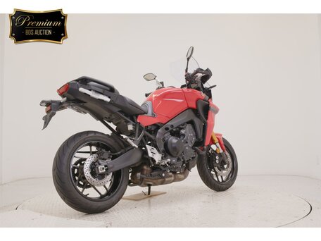 2024 Yamaha MT-09 Tracer (FJ-09), красный, 1477000 рублей, вид 5