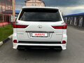 2016 Lexus LX 570 III Рестайлинг 2, белый, 7200000 рублей - вид 4