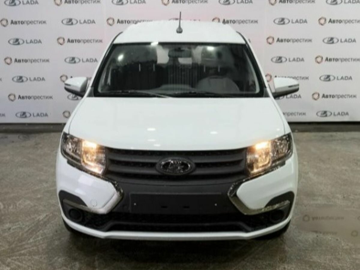Открыть фотографии: Lada (ВАЗ) Largus I Рестайлинг