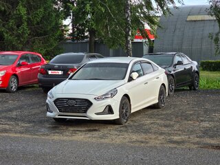 2018 Hyundai Sonata VII (LF) Рестайлинг, белый, 1150000 рублей, вид 3