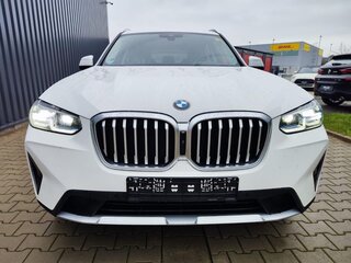 2021 BMW X3 20d xDrive III (G01) Рестайлинг, белый, 6400000 рублей, вид 2