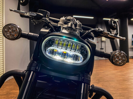 2026 QJMotor SRV 600 V, чёрный, 699000 рублей, вид 4