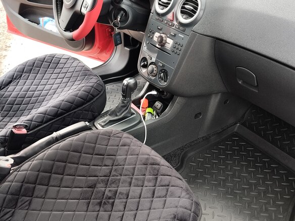 2011 Opel Corsa D Рестайлинг II, красный - вид 5