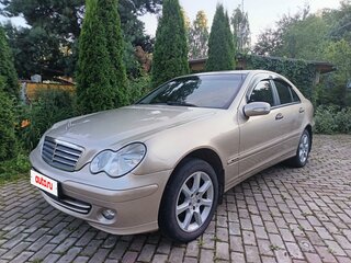 2005 Mercedes-Benz C-Класс 180 II (W203) Рестайлинг, бежевый, 1050000 рублей, вид 3