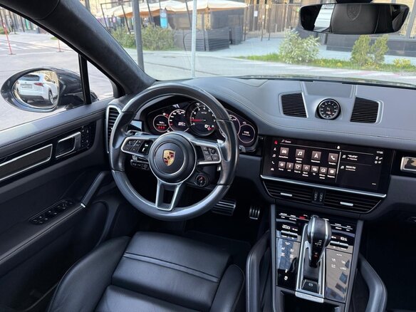 2022 Porsche Cayenne GTS Coupé III, серый, 13400000 рублей - вид 7