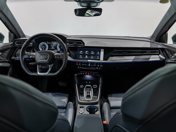 2026 Audi A3L 35 TFSI IV (8Y) Рестайлинг, зелёный, 4100000 рублей - вид 11