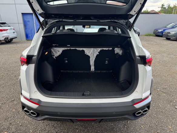 2025 Geely Coolray (Binyue L) I Рестайлинг 2, белый, 2550000 рублей - вид 33