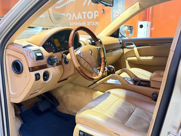 2007 Porsche Cayenne I Рестайлинг (957), бежевый, 1700000 рублей - вид 9