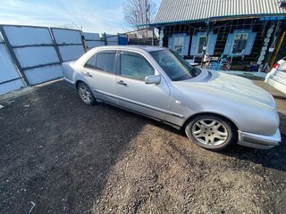 1999 Mercedes-Benz E-Класс 240 II (W210, S210), серый, 350000 рублей, вид 2