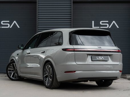 2023 Li Auto (Lixiang) L9 44.5 kWh I, серый, 6500000 рублей, вид 3