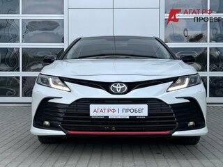 2021 Toyota Camry VIII (XV70) Рестайлинг, белый, 2900000 рублей, вид 2