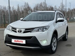 2014 Toyota RAV4 IV (XA40), белый, 1900000 рублей, вид 3