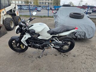2012 MV Agusta Brutale 920, чёрный, 500005 рублей, вид 3
