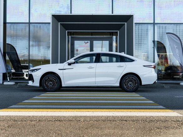 2026 Tenet A8, белый, 2969010 рублей - вид 5