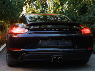 2017 Porsche Cayman III 718 (982), синий, 5900000 рублей, вид 2