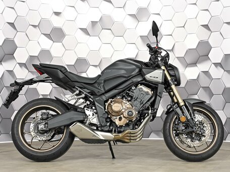 2024 Honda CB 650R, серый, 1177000 рублей, вид 3