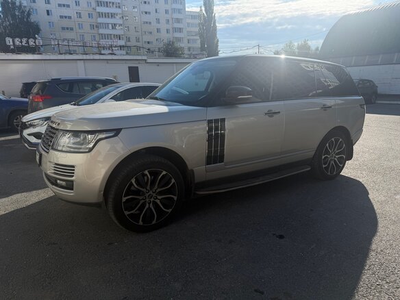 2013 Land Rover Range Rover IV, серый, 4200000 рублей - вид 1