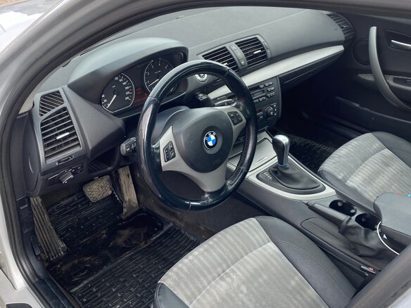 2006 BMW 1 серии 118i I (E81/E82/E87/E88), серебристый, 650000 рублей - вид 6
