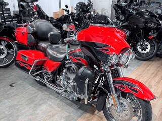 2011 Harley-Davidson CVO Limited, красный, 1599000 рублей, вид 1